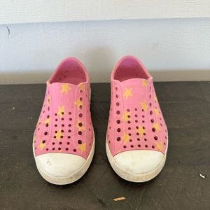 Native Kids Pink and Yellow Star Jefferson Shoes - Size C9